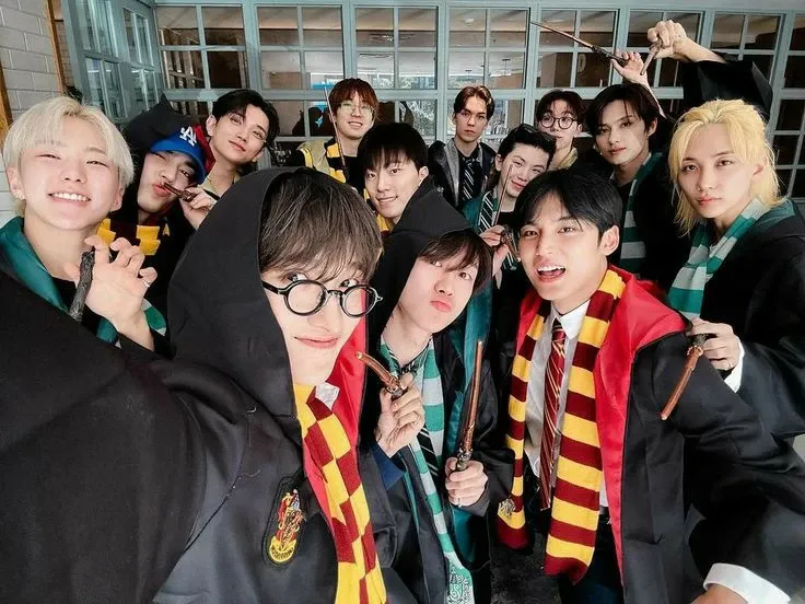 Foto terbaru SEVENTEEN