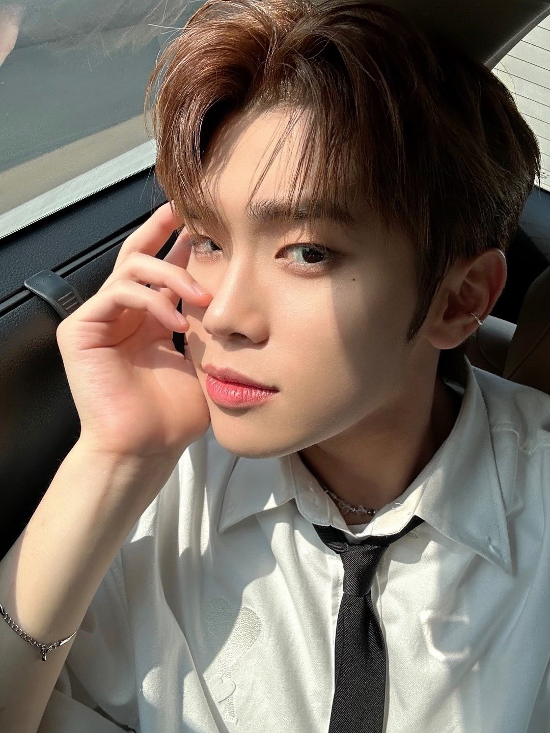 Latest photo of Kim Taerae (ZEROBASEONE)