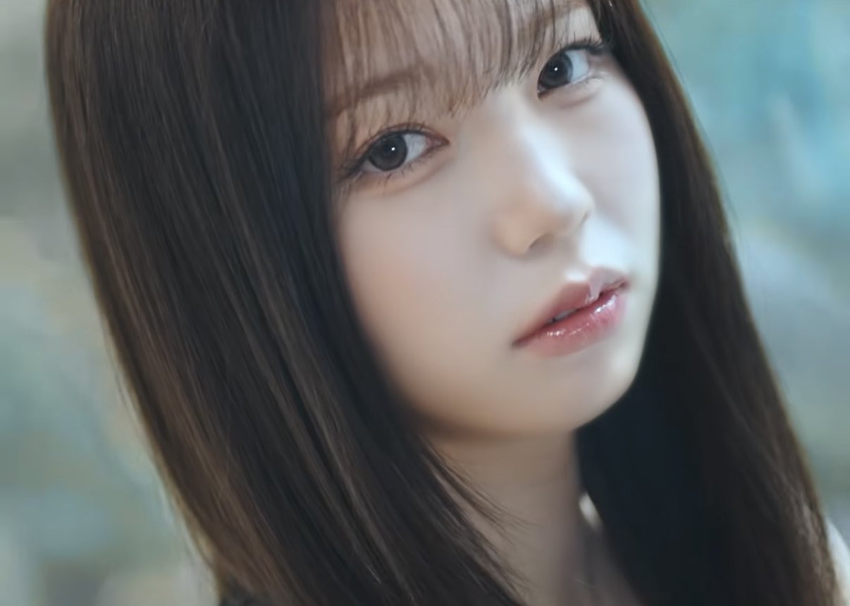 Behind-the-scenes cut of Ayaka (NiziU)