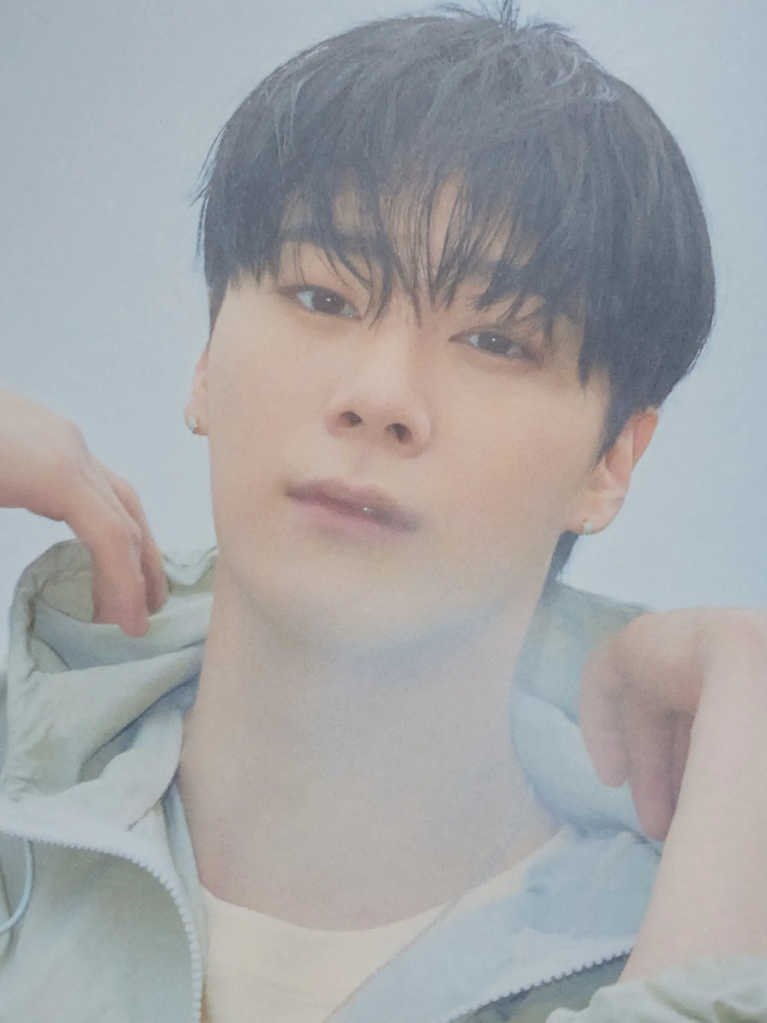 Behind-the-scenes cut of Moonbin (ASTRO)