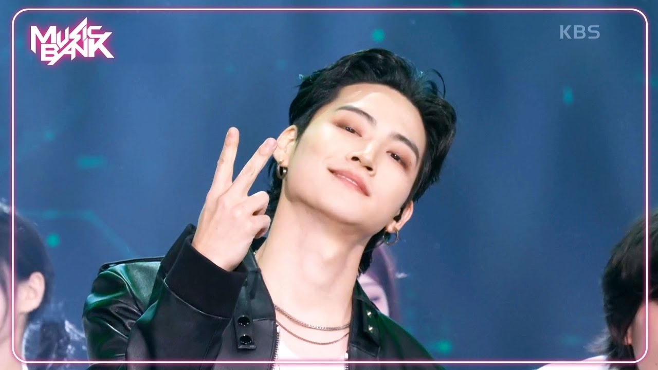 Behind-the-scenes cut of JAY B (GOT7)