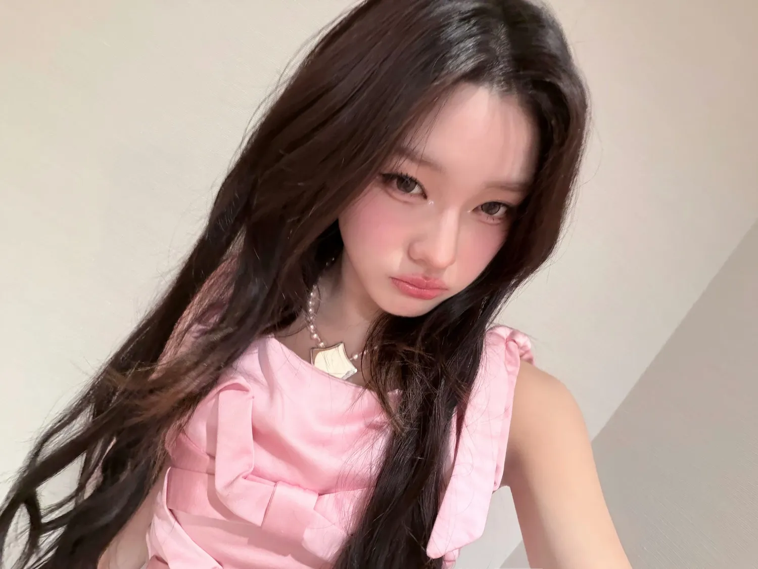 ILLIT イロハ ファンダムコミュニティ │ KPOP人気No.1アプリ 最愛ドル