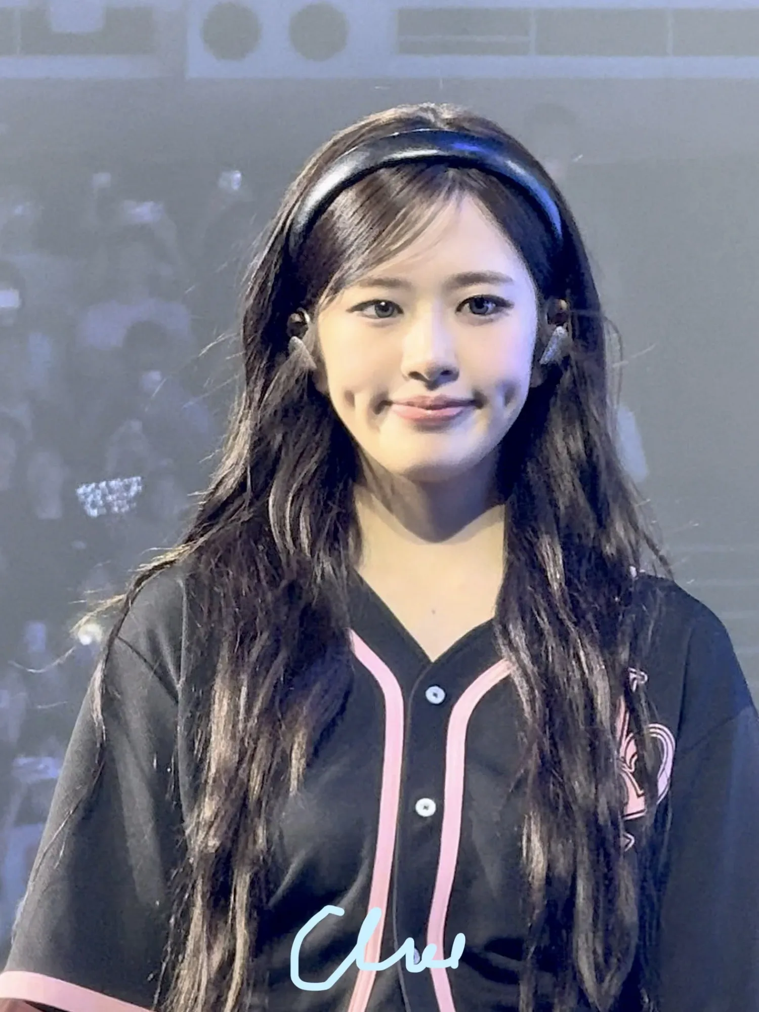 Recent activity shot of An Yujin (IVE)