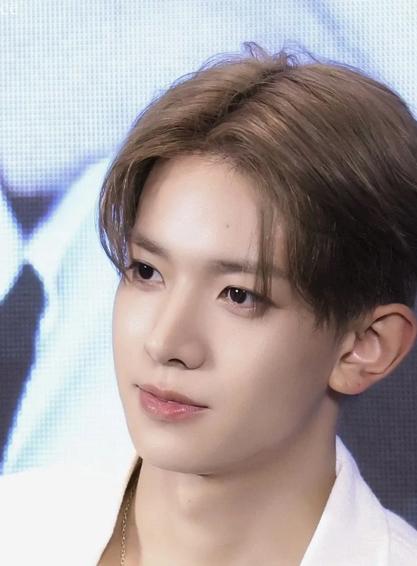 희승의 최신 사진