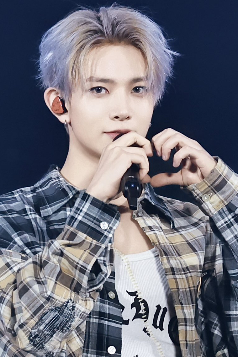희승 (ENHYPEN)의 최신 사진