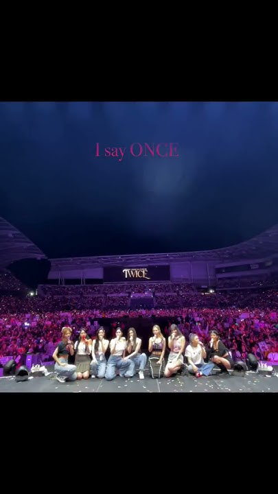 Momen yang diabadikan oleh penggemar Momo (TWICE)