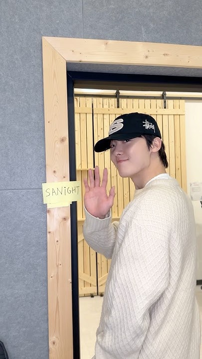 Behind-the-scenes cut of Moonbin (ASTRO)