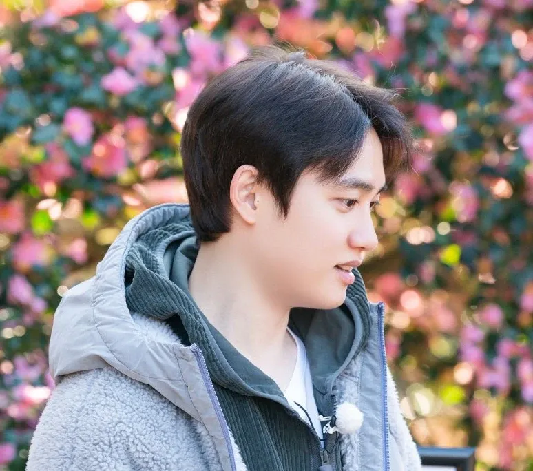 Momen yang diabadikan oleh penggemar D.O. (EXO)