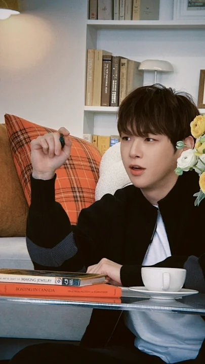 Fan-made special wallpaper for Kang Daniel