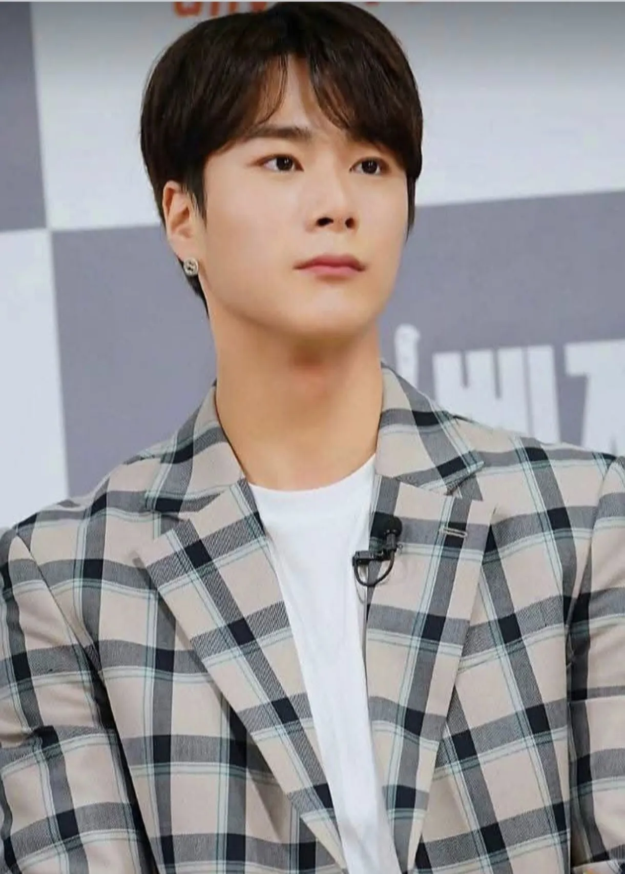 Latest photo of Moonbin (ASTRO)