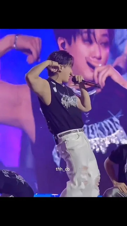 A heartfelt wallpaper shared by Changbin (Stray Kids)'s fans