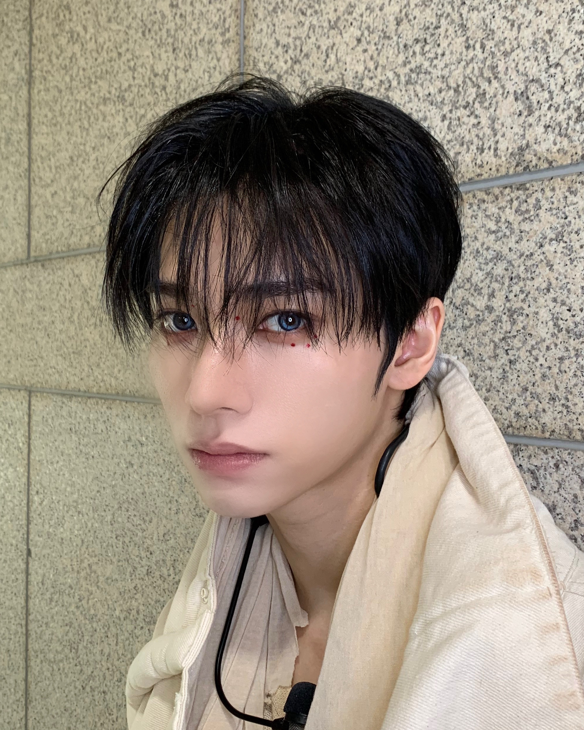 Latest photo of Jinbeom (WHIB)