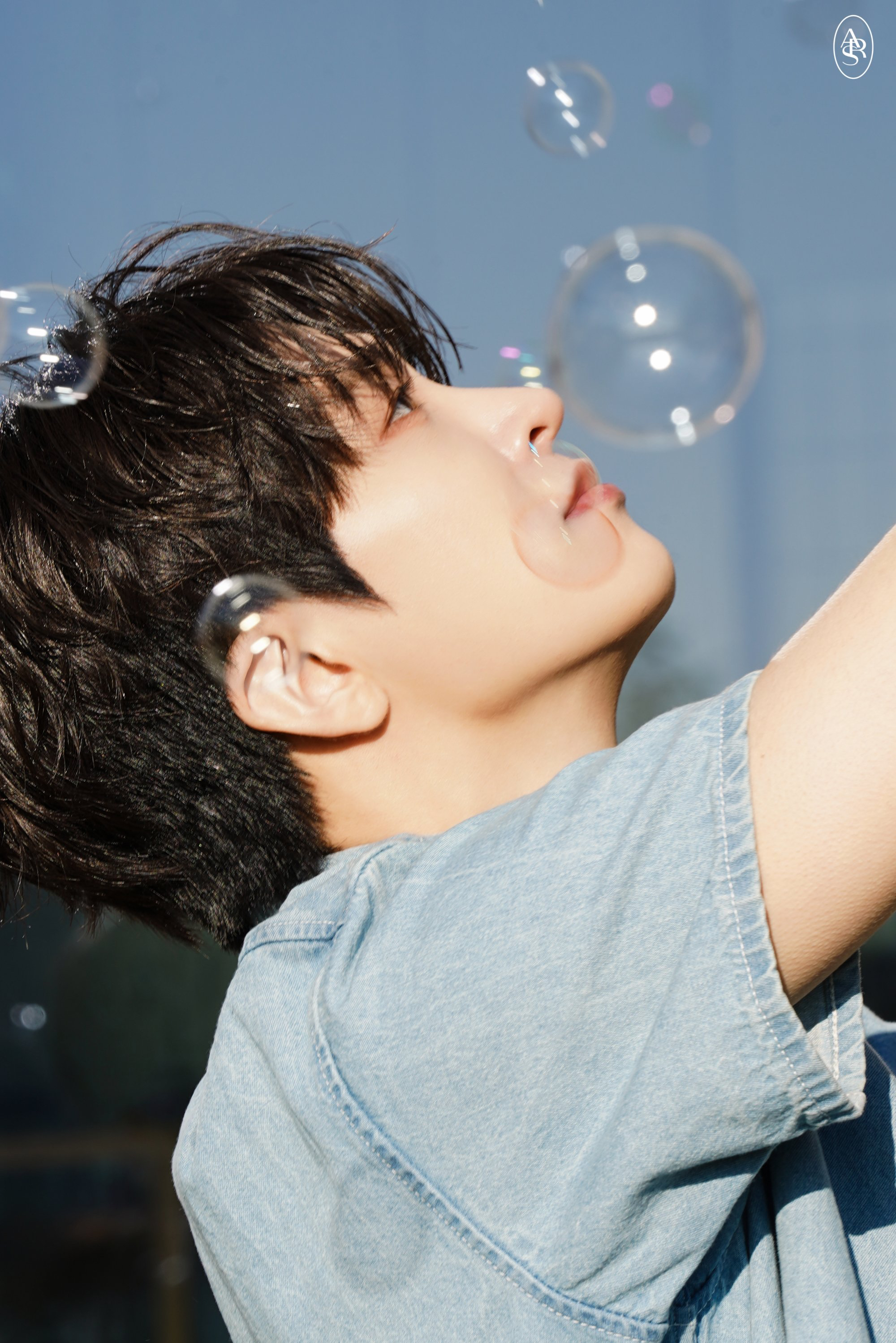 Latest photo of Youngjae (GOT7)