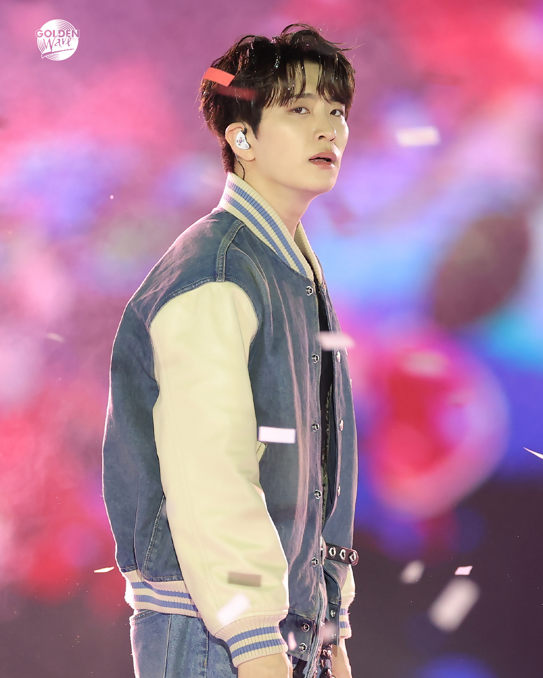 A moment captured by Youngjae (GOT7)'s fan