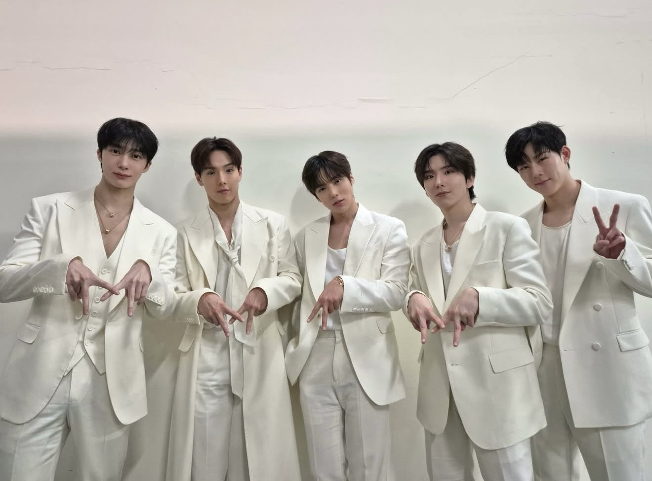 셔누 (몬스타엑스)의 비하인드 컷