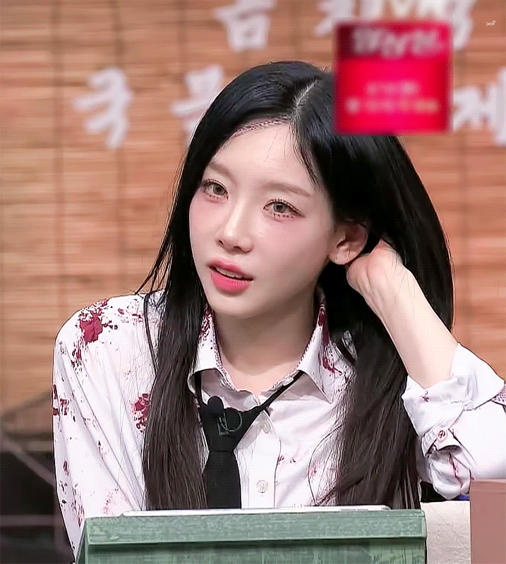 Foto terbaru Taeyeon (Girls' Generation)