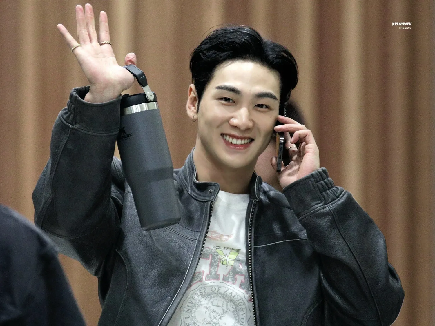 Foto aktivitas terbaru Baekho