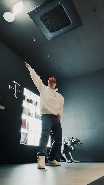 Behind-the-scenes cut of Joohoney (MONSTA X)