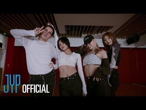 모모 (TWICE)의 비하인드 컷