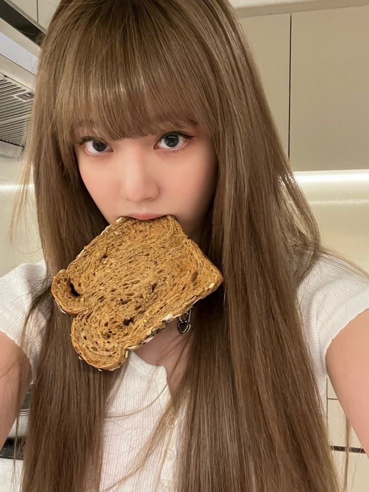 Latest photo of Ningning (aespa)