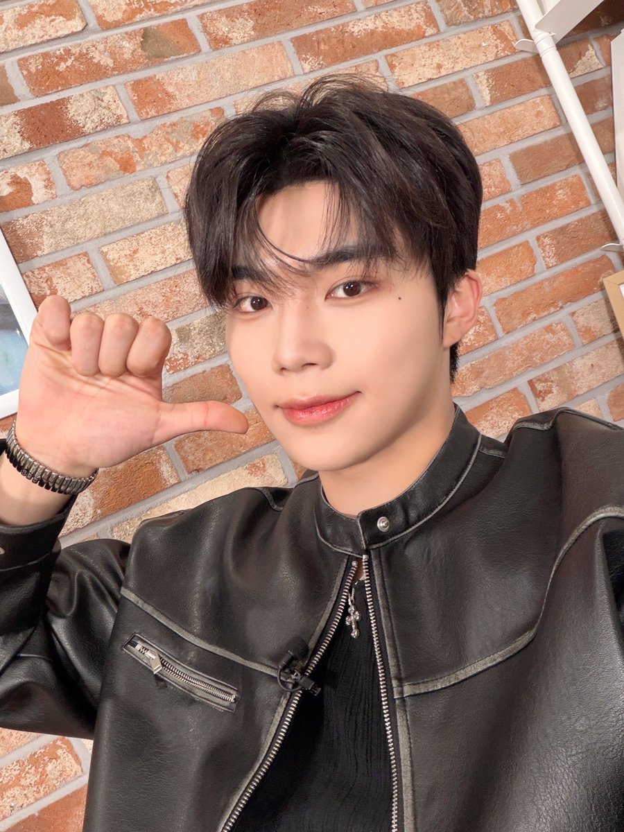 Behind-the-scenes cut of ZEROBASEONE