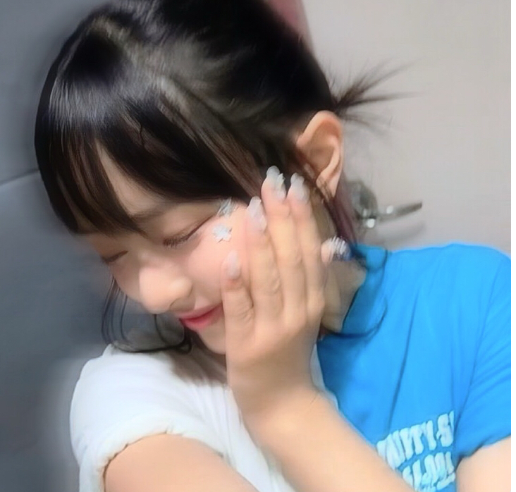 A moment captured by HANNI (NewJeans)'s fan