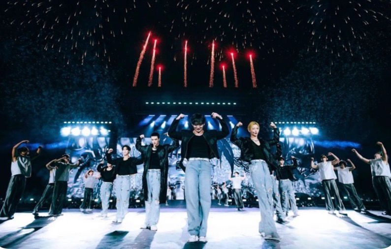 A moment captured by Stray Kids's fan