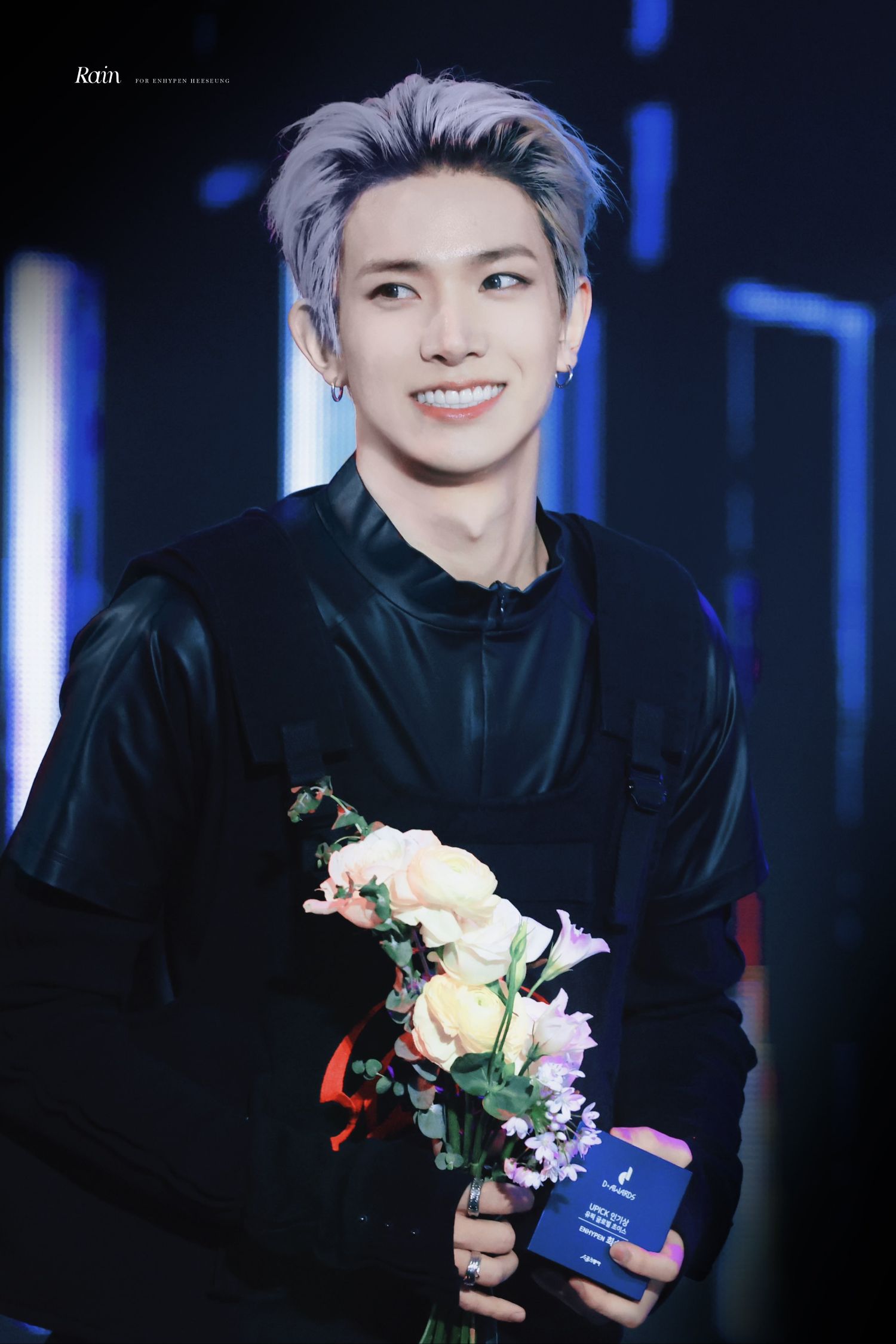 Foto terbaru Heeseung