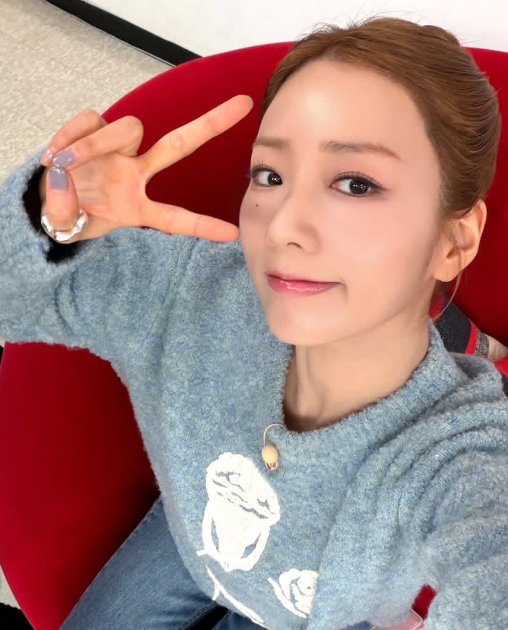 A moment captured by Apink's fan