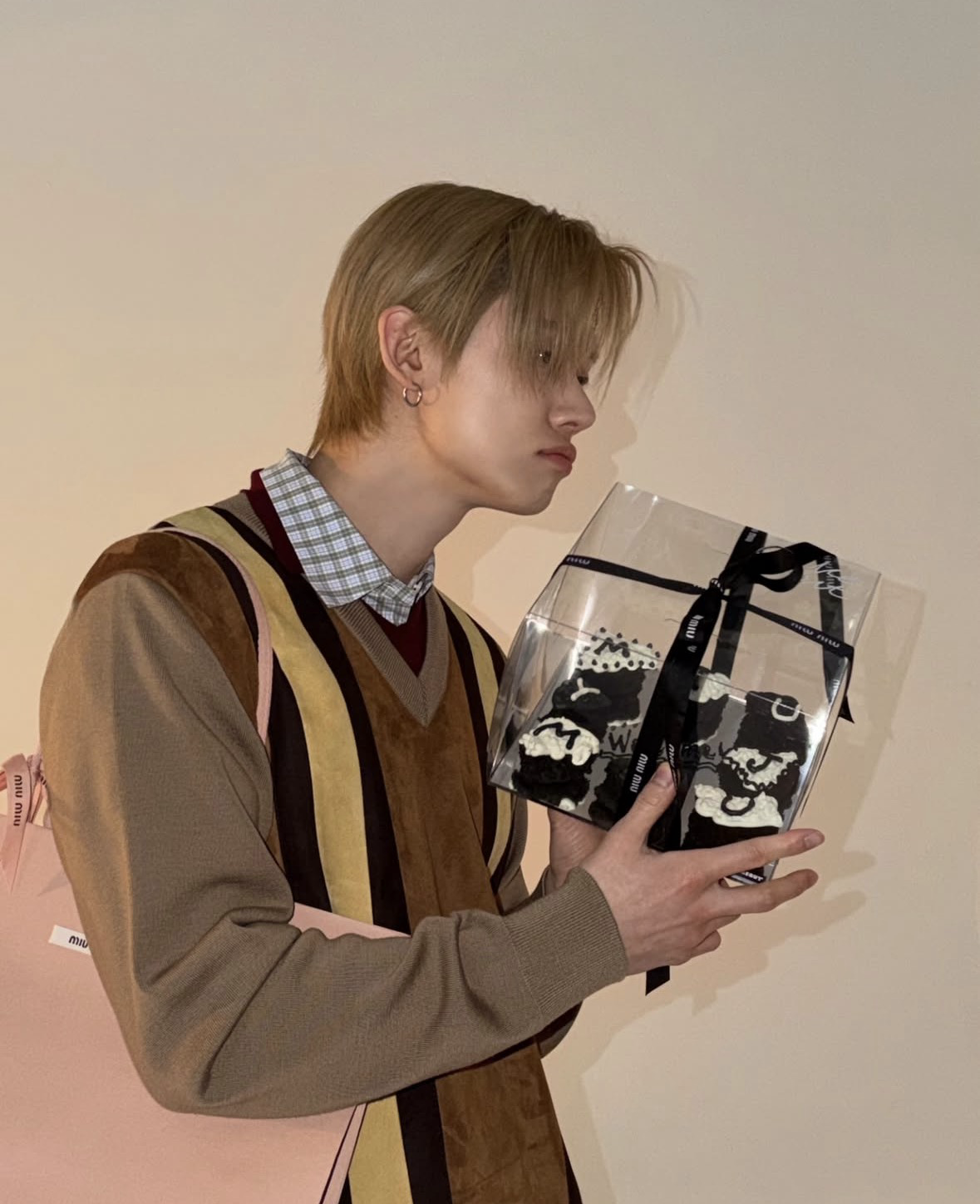 Foto terbaru Yeonjun (TOMORROW X TOGETHER)