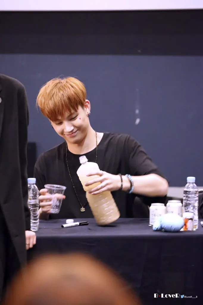 JAY B (GOT7)의 최신 사진