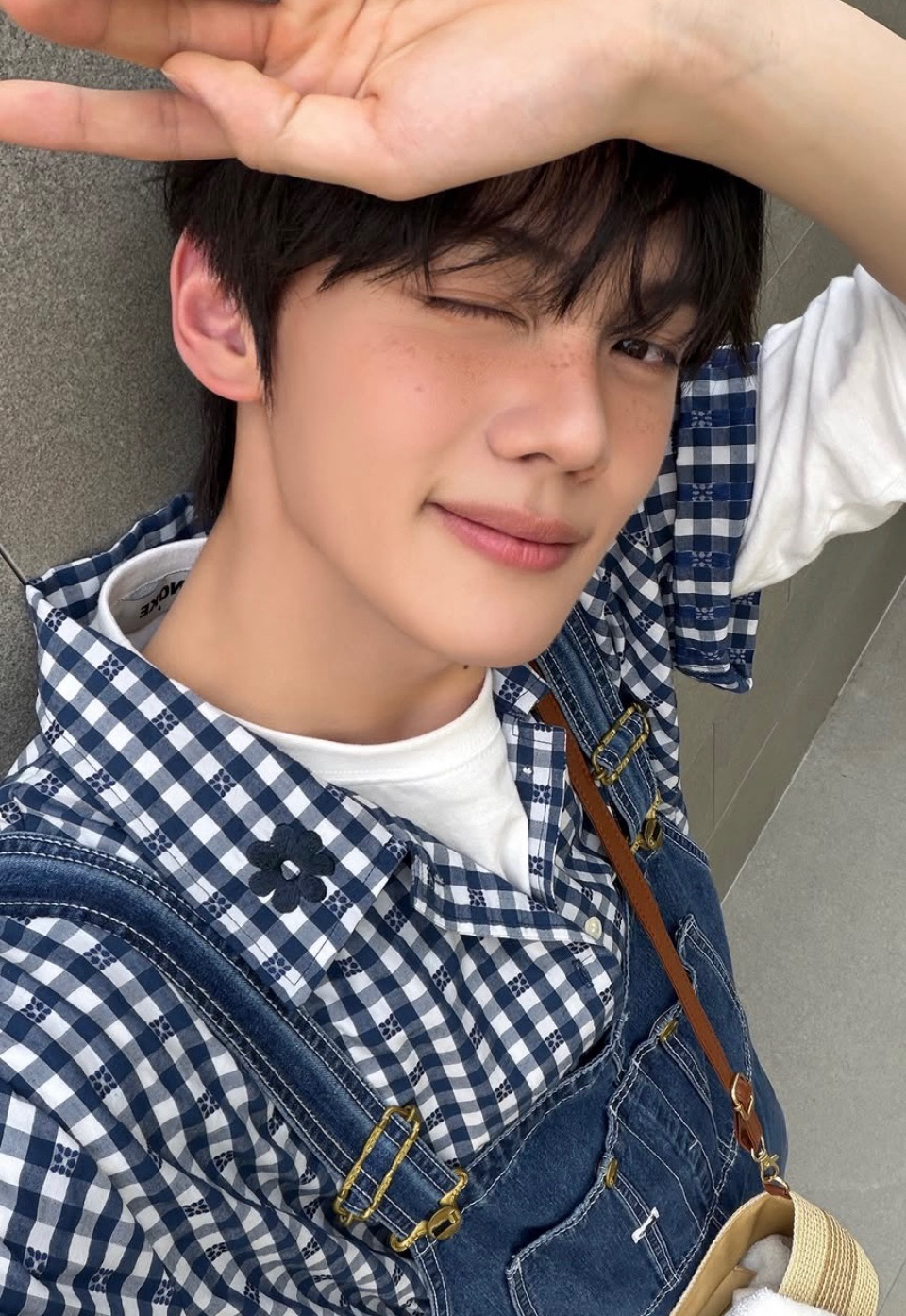 A moment captured by Kim Gyuvin's fan