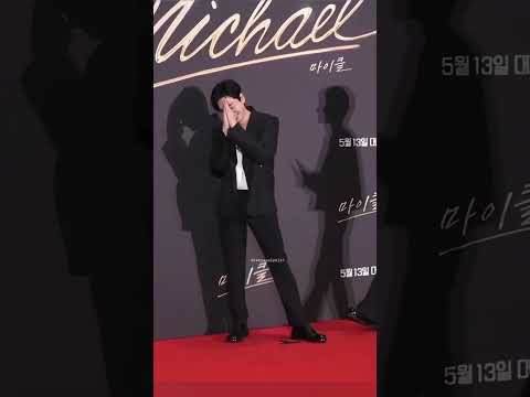 A moment captured by Leeteuk (Super Junior)'s fan