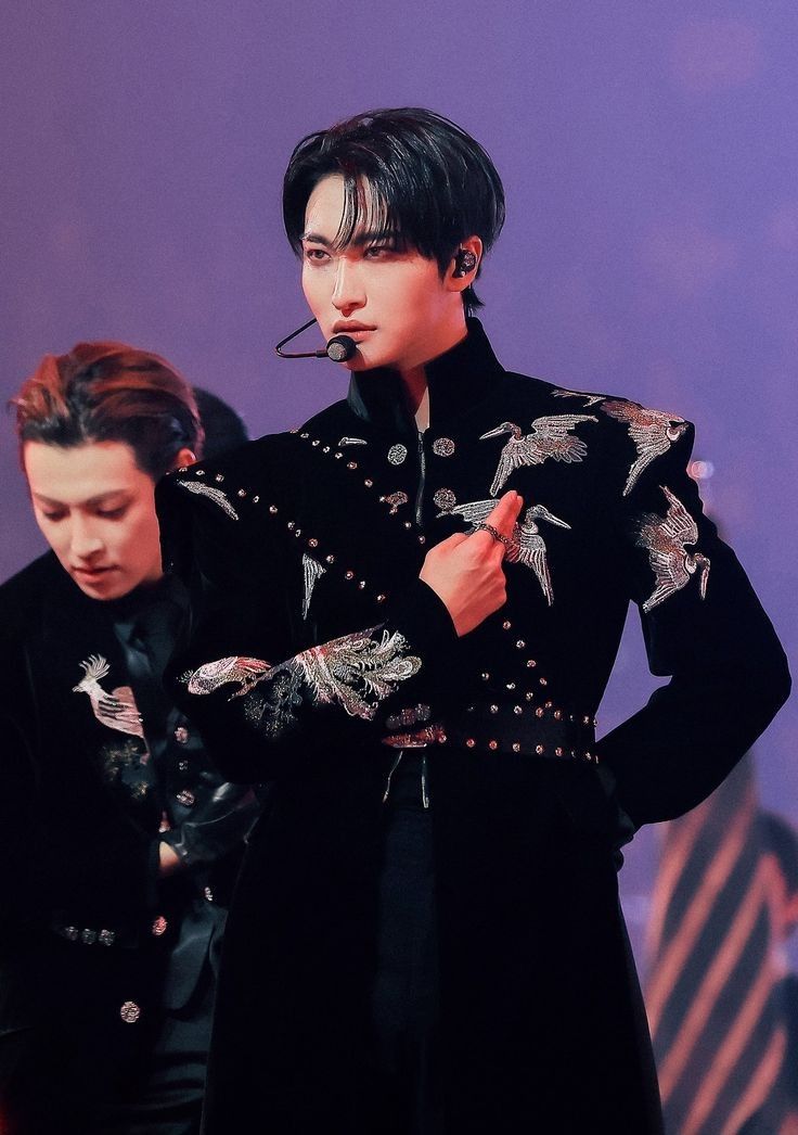 에이티즈의 비하인드 컷