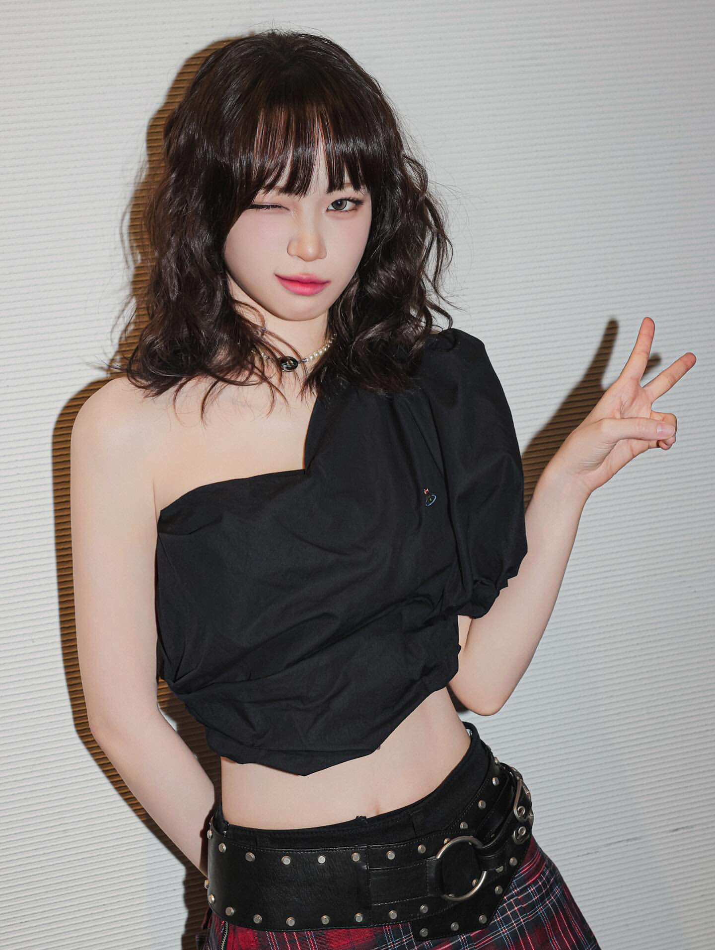 Recent activity shot of Kim Chaewon (LE SSERAFIM)