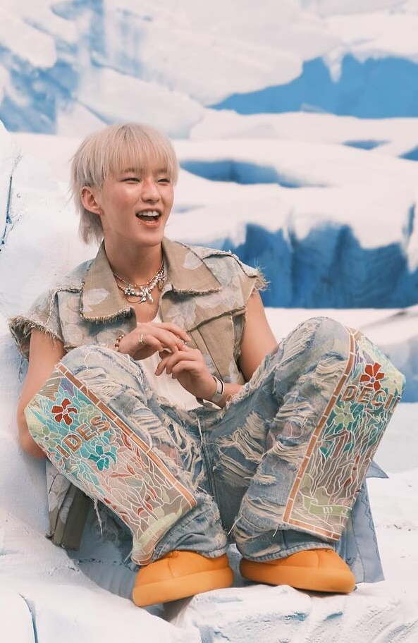 Latest photo of Hoshi (SEVENTEEN)