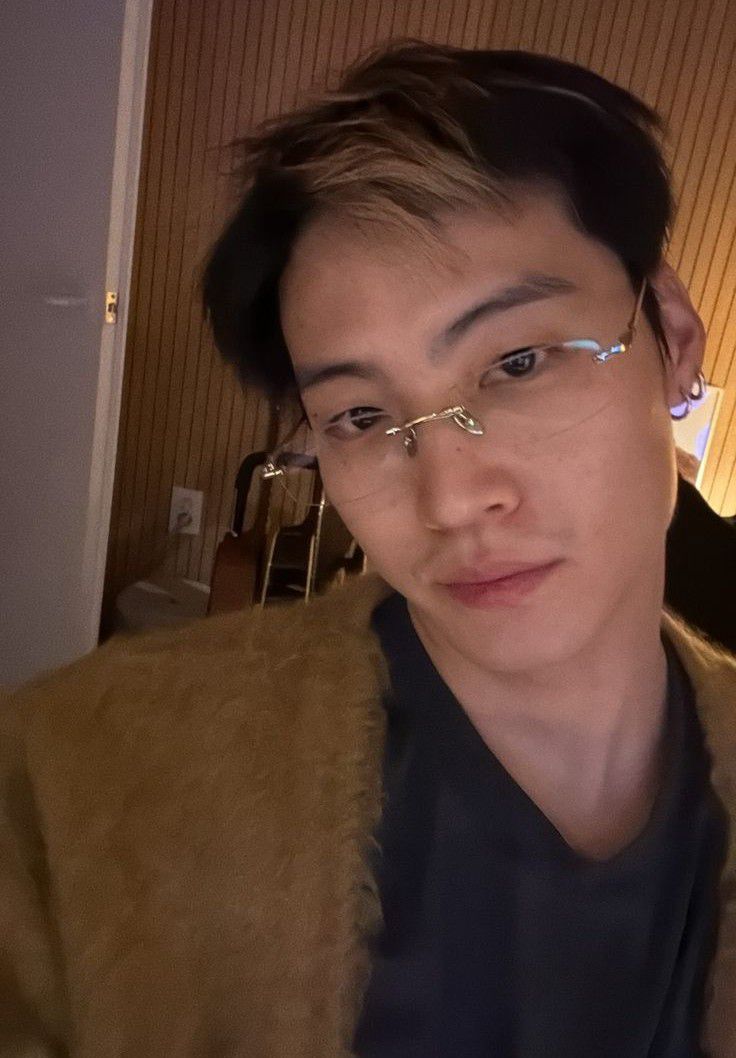 A moment captured by JAY B (GOT7)'s fan