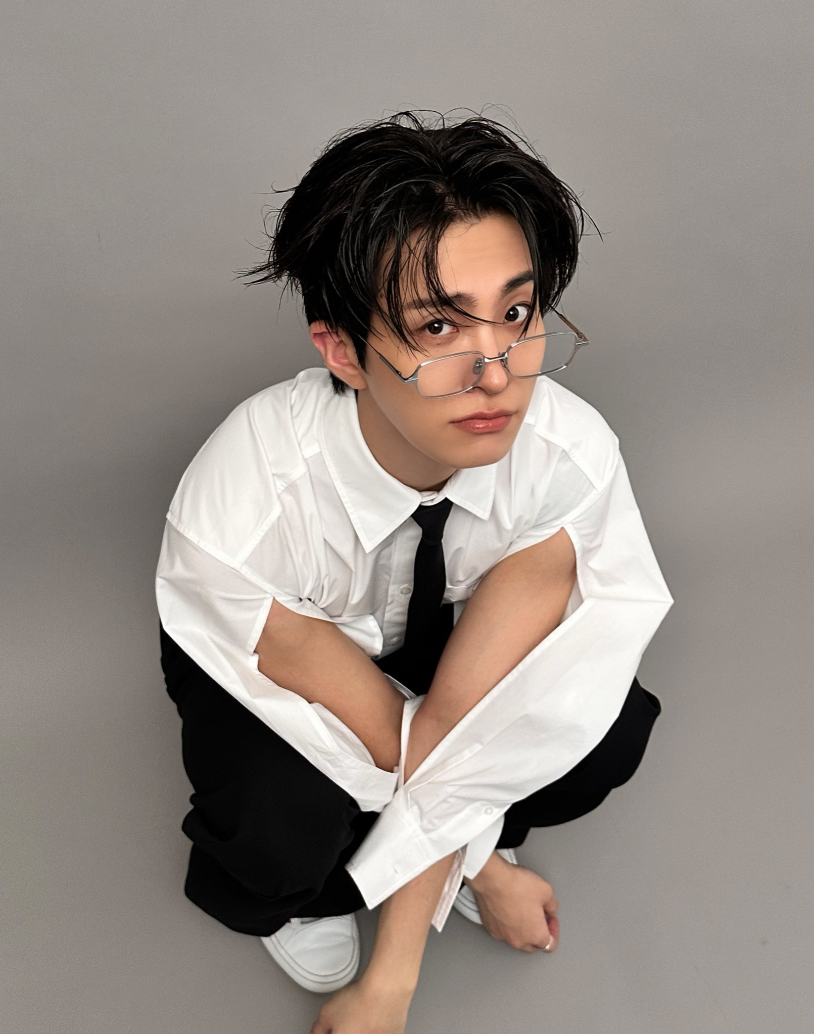 Behind-the-scenes cut of Youngjae (GOT7)