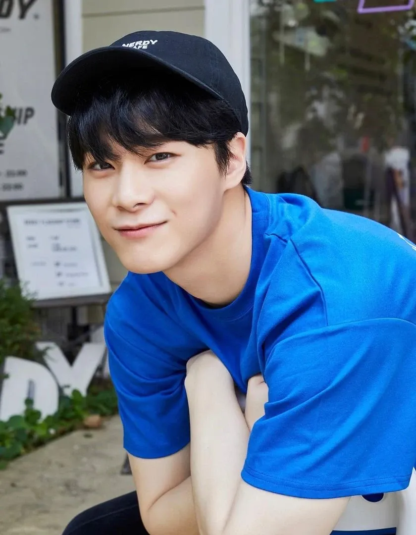 Recent activity shot of Moonbin (ASTRO)