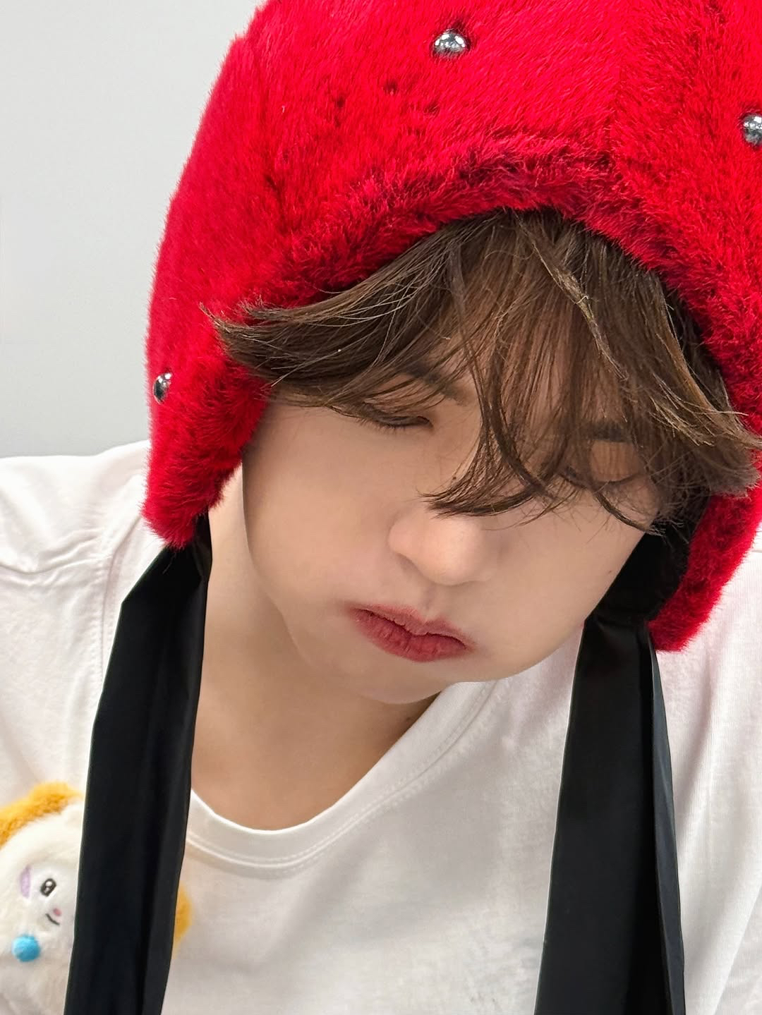 Behind-the-scenes cut of Han Yujin (ZEROBASEONE)