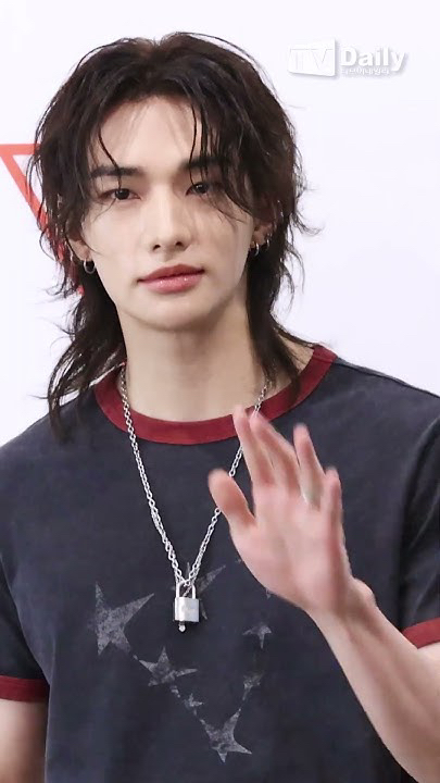 Fan-made special wallpaper for Hyunjin (Stray Kids)