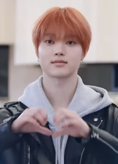 Recent activity shot of EJ (&TEAM)