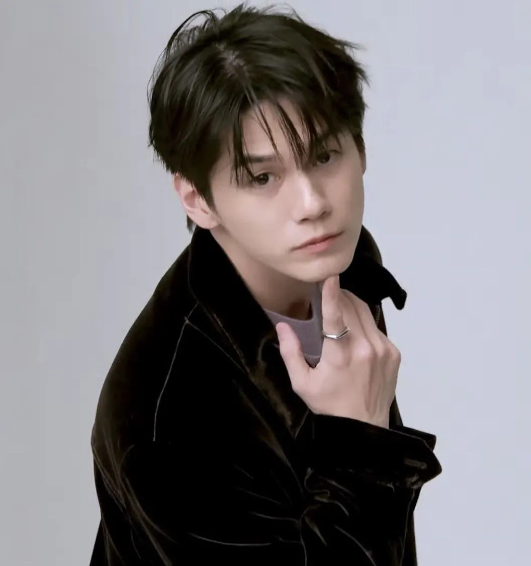 옹성우의 비하인드 컷