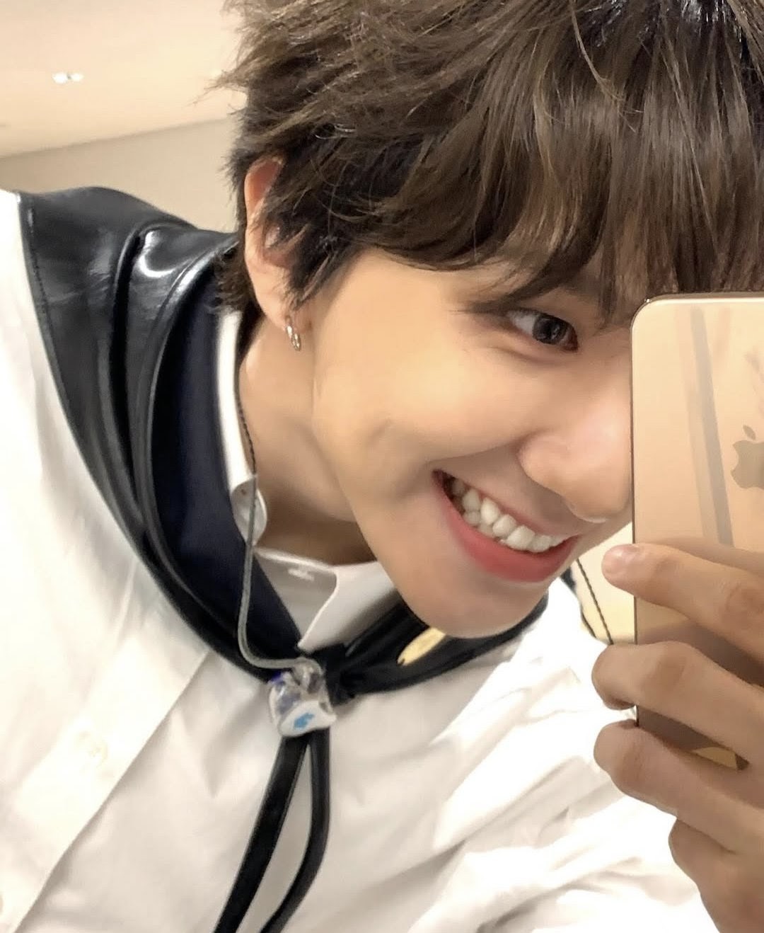 Behind-the-scenes cut of Woonhak (BOYNEXTDOOR)