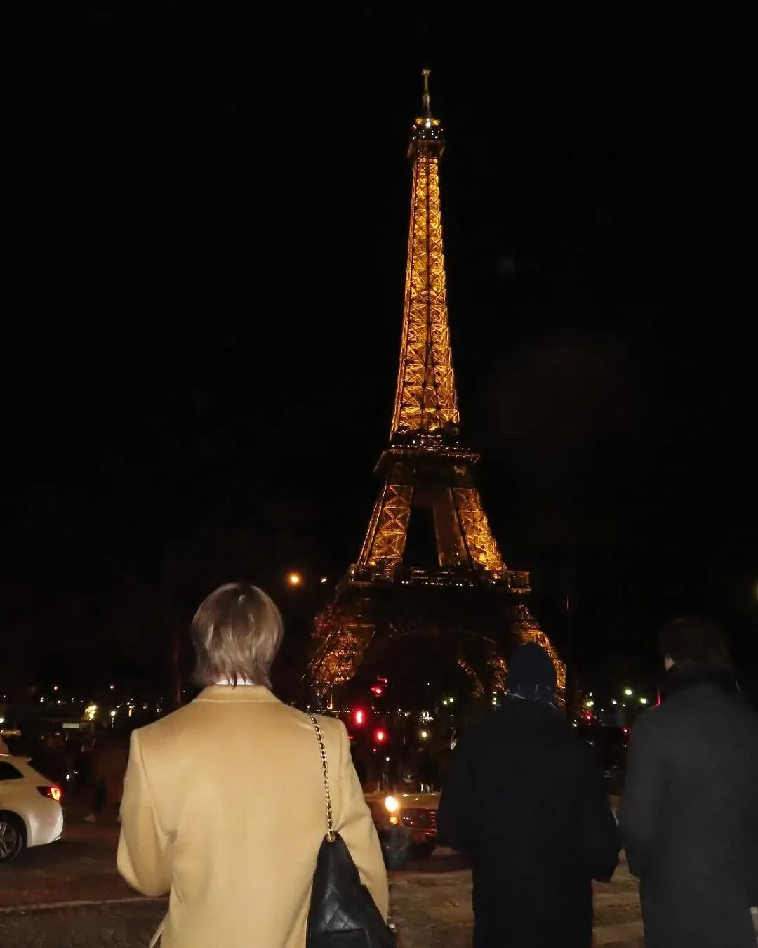 Foto aktivitas terbaru K (&TEAM)