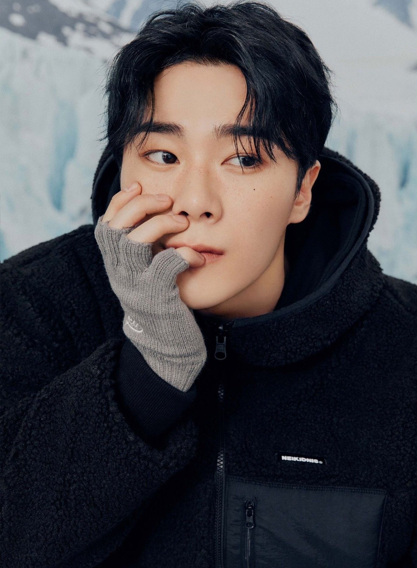 Latest photo of Moonbin (ASTRO)