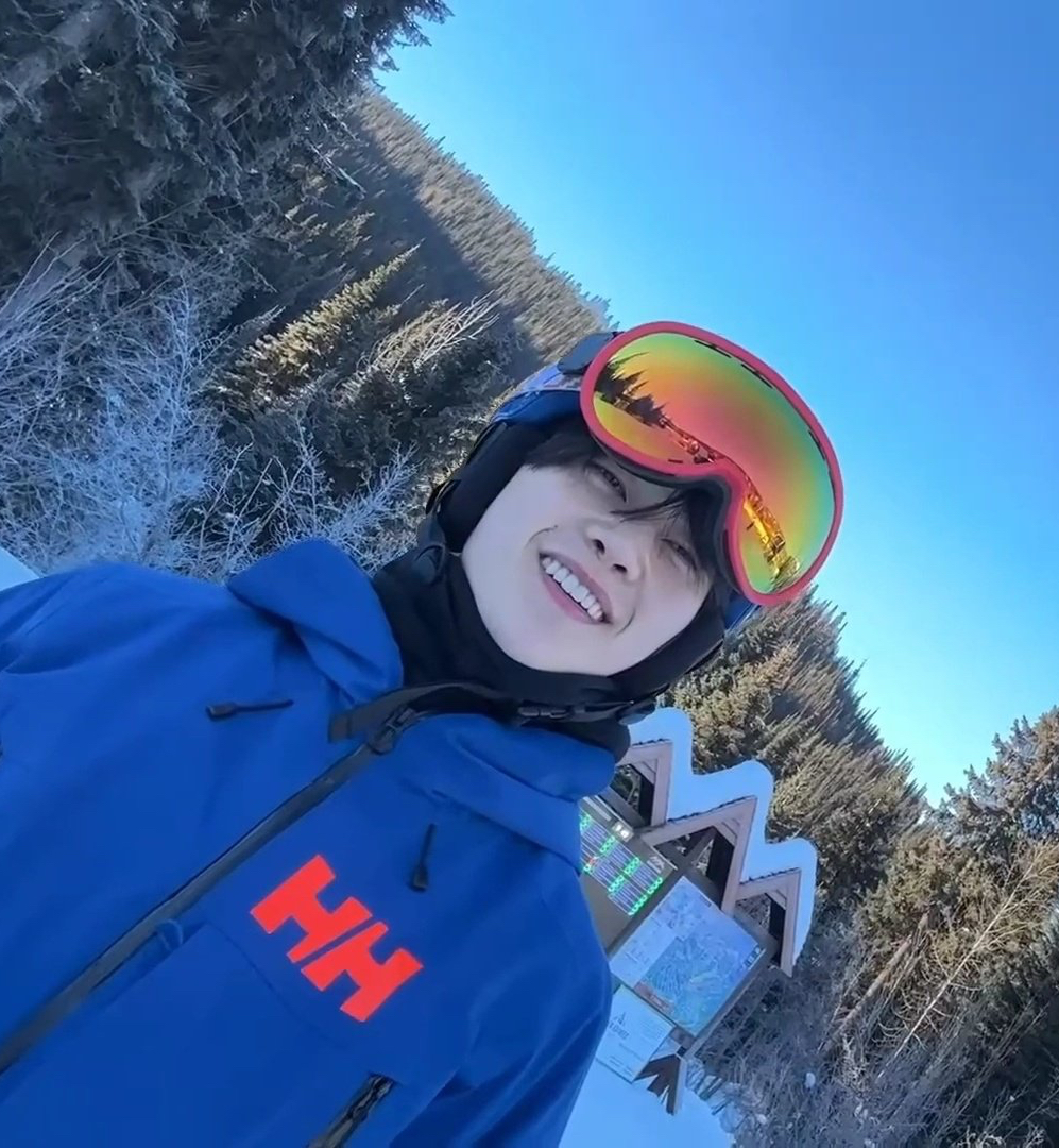 Latest photo of Seok Matthew (ZEROBASEONE)