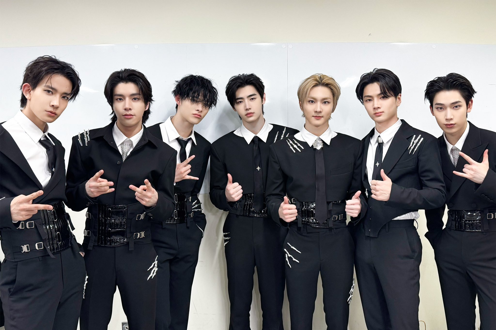 ENHYPEN의 최신 사진