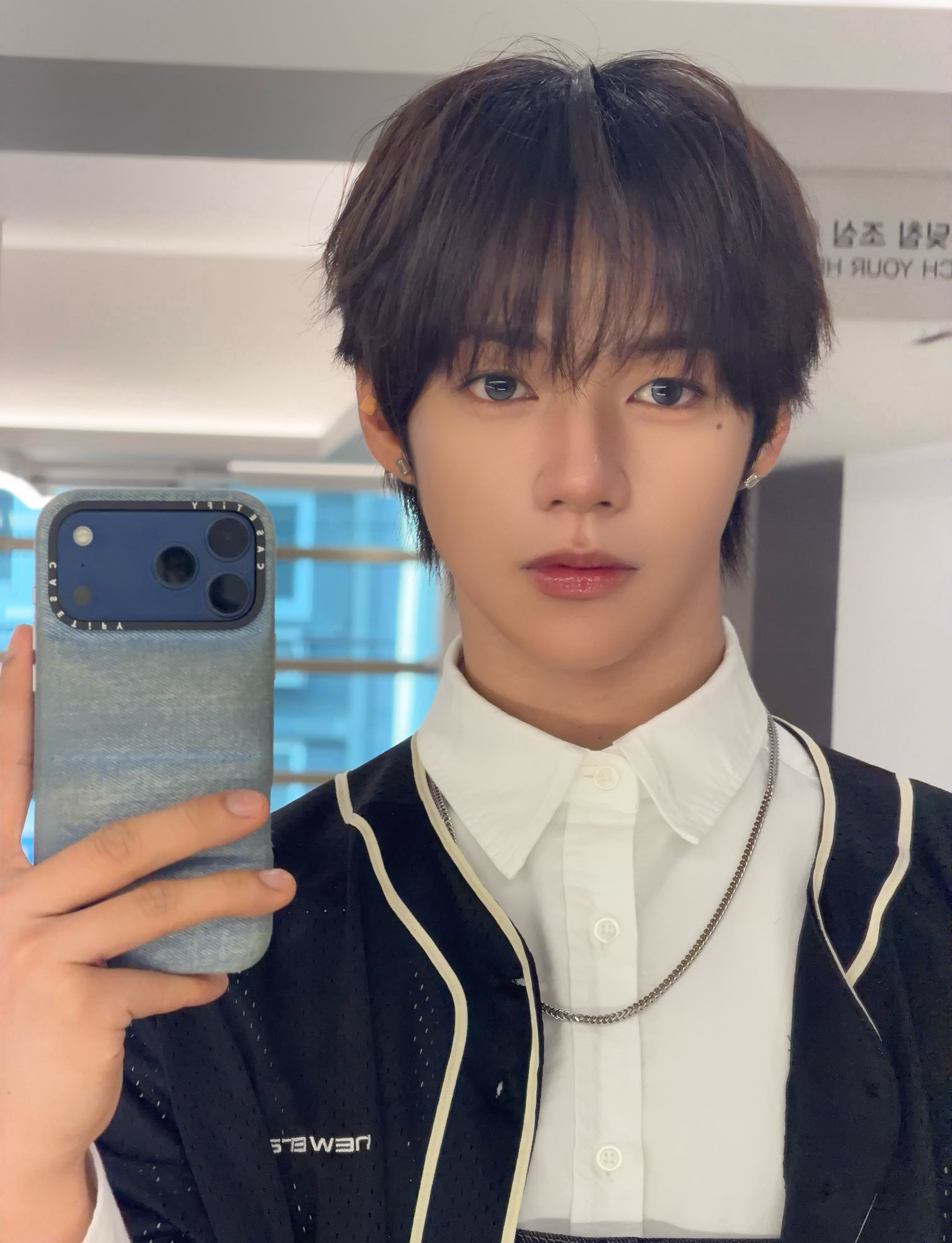 Recent activity shot of JL (AHOF)