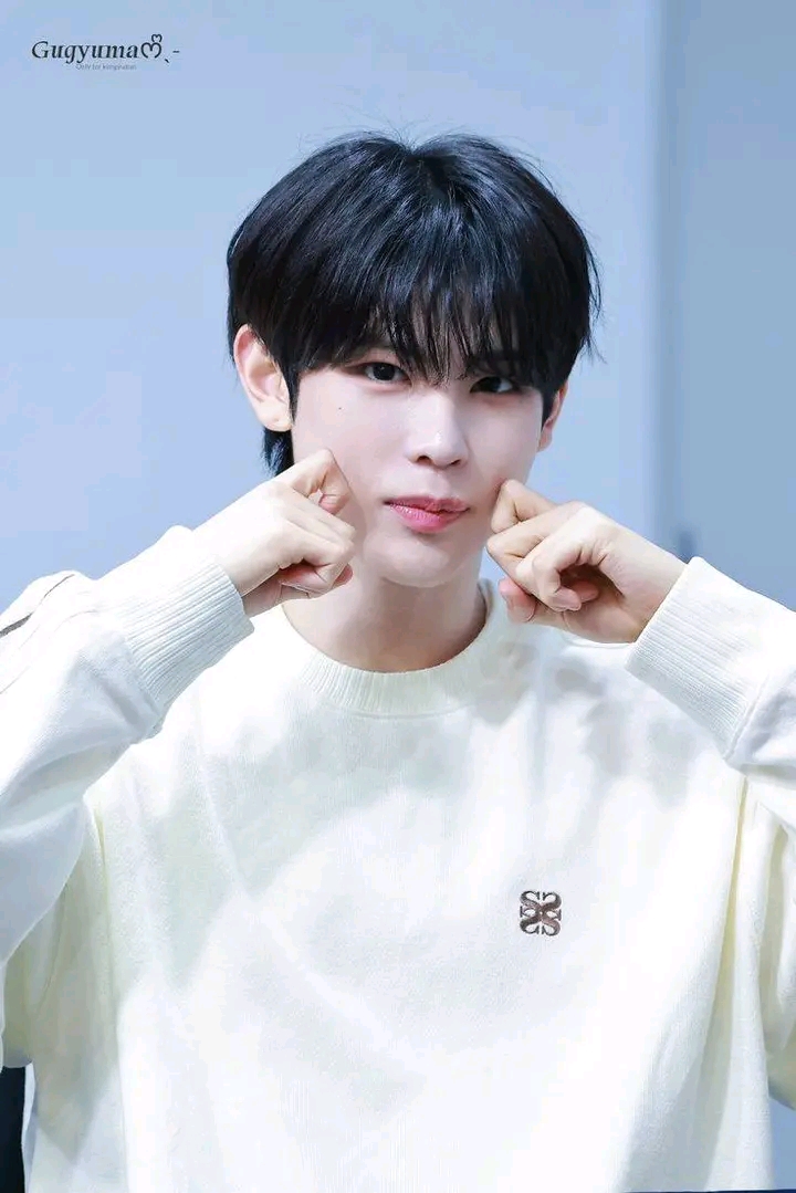 Posting K-POP populer yang disukai penggemar